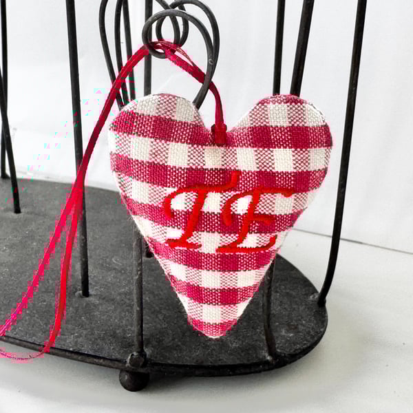 SALE ITEM - MINI HEART - 'TE' in red gingham