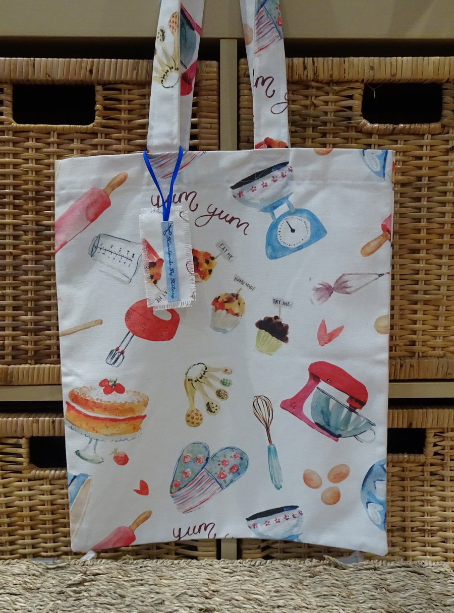 Baking Small Shopper