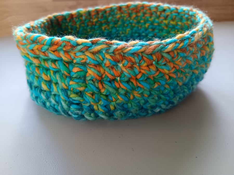 Crochet Basket (Gold and Green) - so practical!