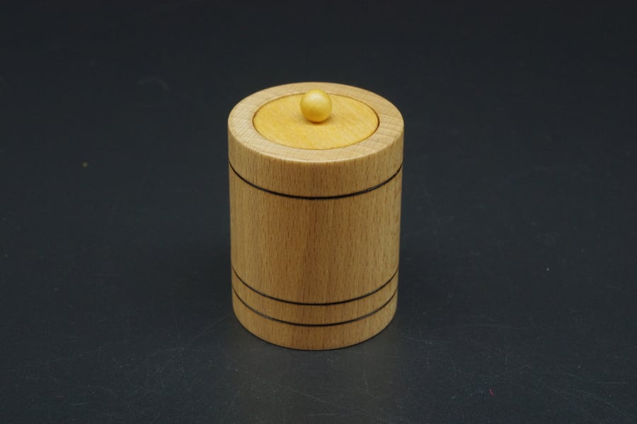 Small Wooden Trinket Pot. Handmade. Scottish Beech.