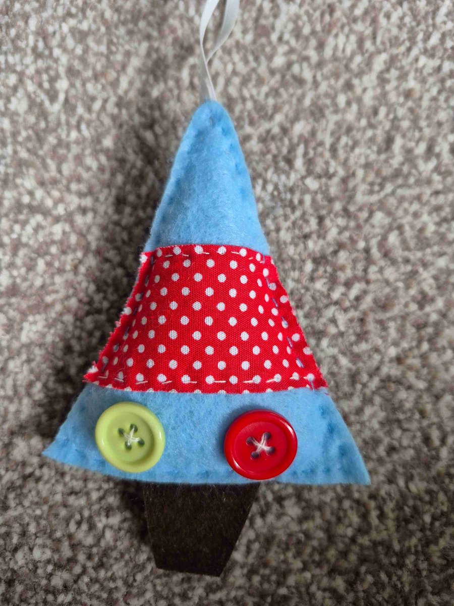 Felt christmas tree