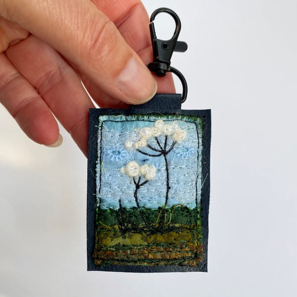 Up-cycled Meadow sweet or cow parsley key ring or bag charm. 