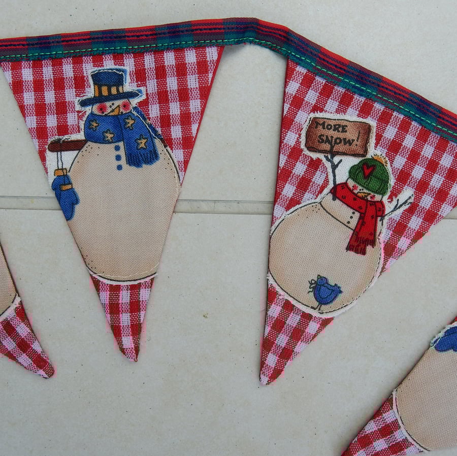 Bunting Snowmen applique