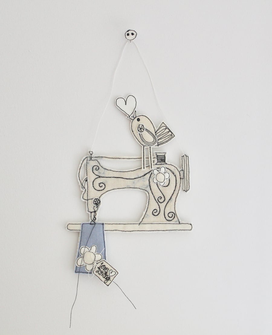 'Love Sewing' Sewing Machine' - Hanging Decoration