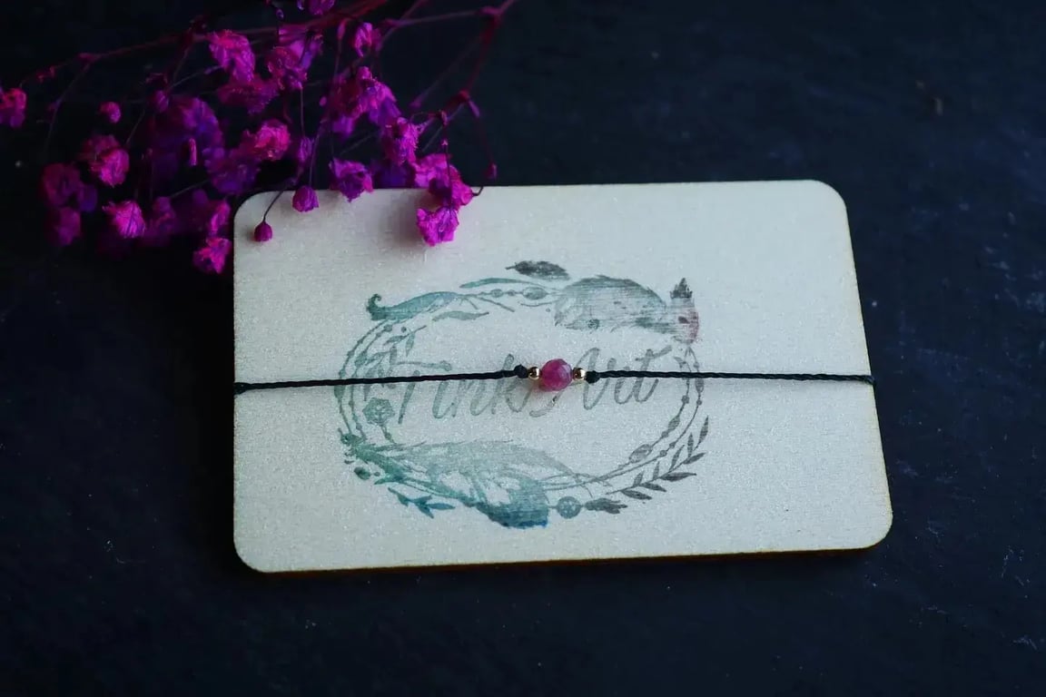 Women's bracelet with pink tourmaline 