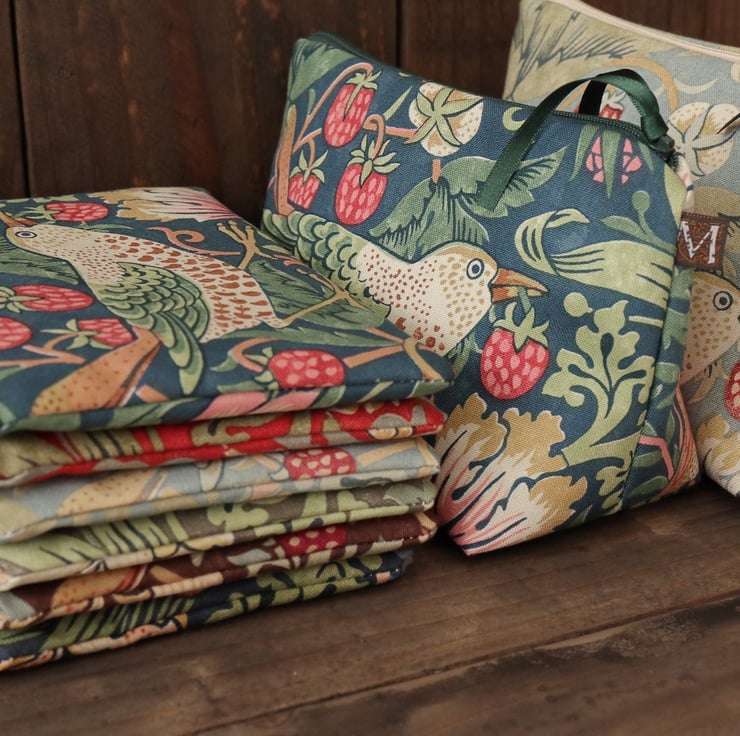 William Morris Strawberry Thief May Pouch Summer - Folksy