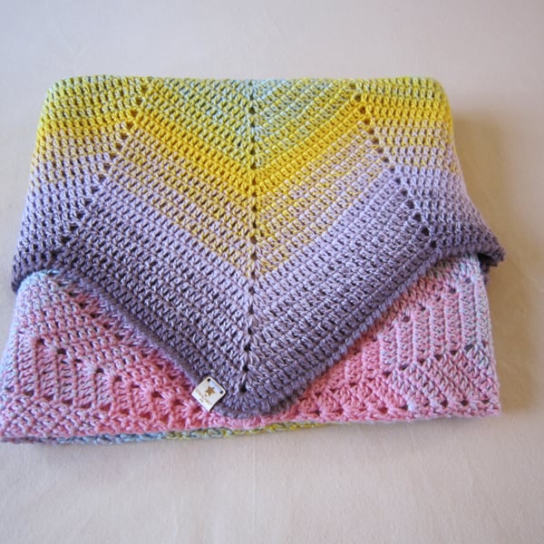 Crochet baby blanket in Rainbow Colours, baby girl, newborn blanket