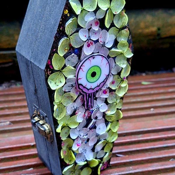 Wooden Coffin Trinket Jewellery Box gothic zombie eyeball pink green resin