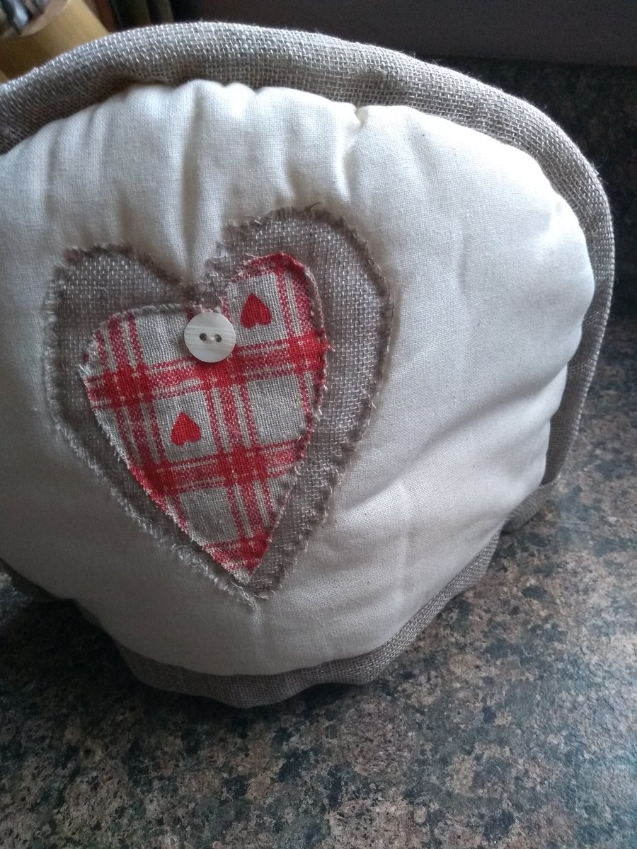 Red heart tea cosy