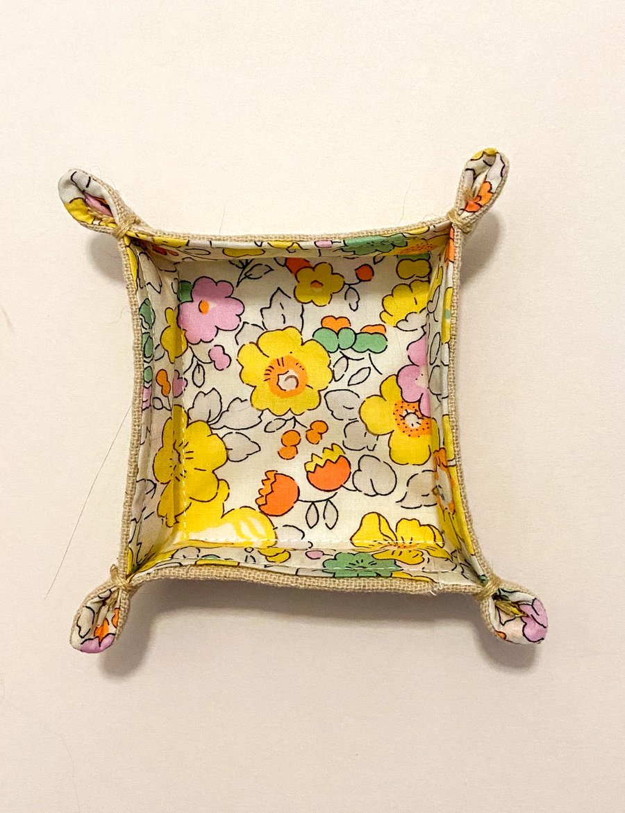 Liberty 'Betsy' fabric tray- mini storage tray