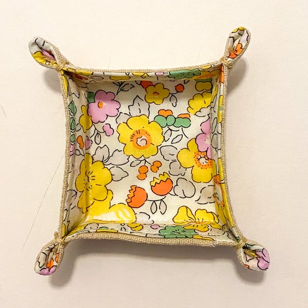 Liberty 'Betsy' fabric tray- mini storage tray