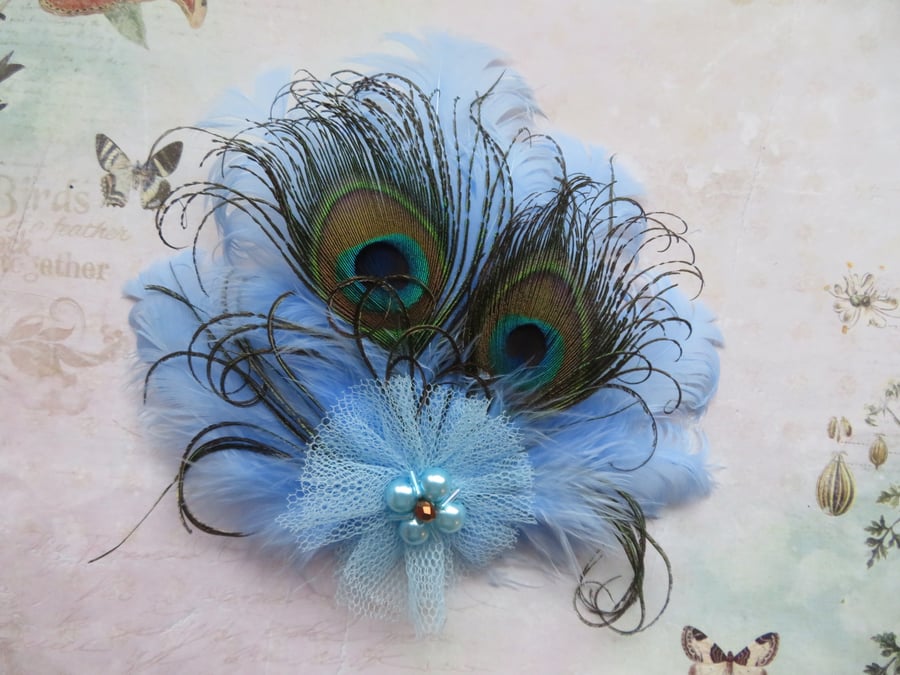 Pale Sky Cornflower Blue Small Peacock Feather Vintage Pearl Hair or Hat Clip 