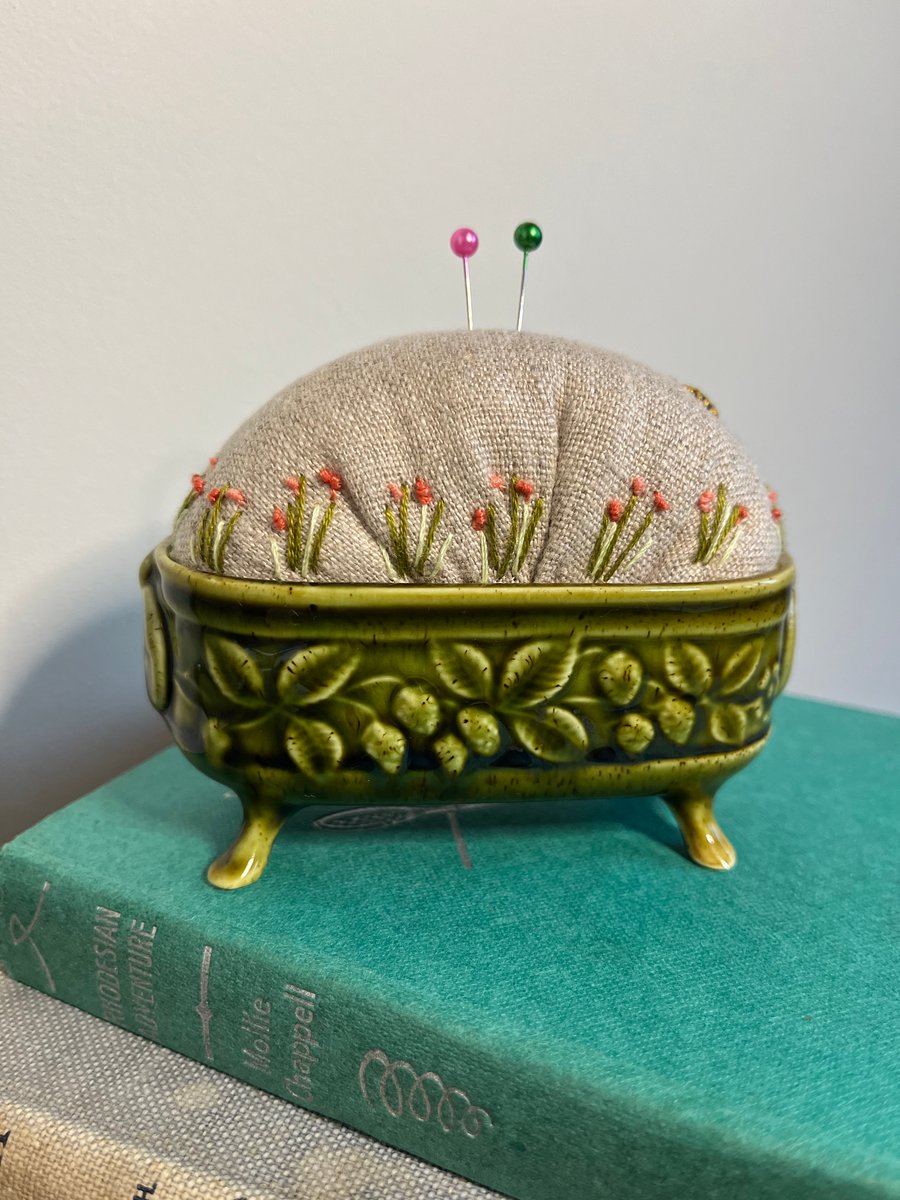 Green leafy pot embroidered pin cushion