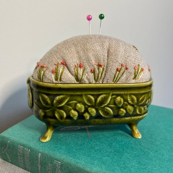 Green leafy pot embroidered pin cushion