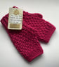 FINGERLESS MITTS , gloves ' Erme Trail '. Soft Wool blend. Pink. - Image 2