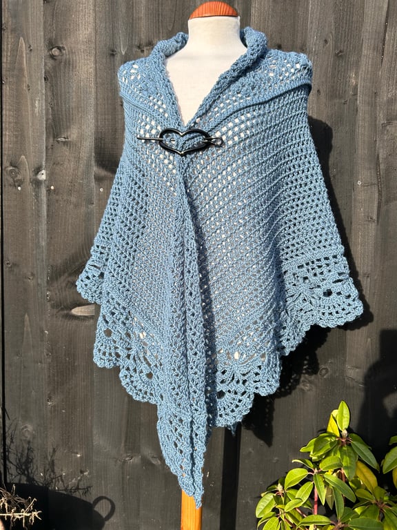 Blue grey alpaca rich lace triangle draping shawl 