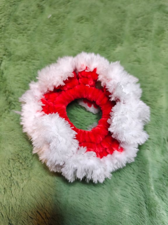 Red with White Fur Trim Medium Scrunchies Hair Tie