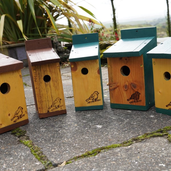 Pallet Wood Nest Box