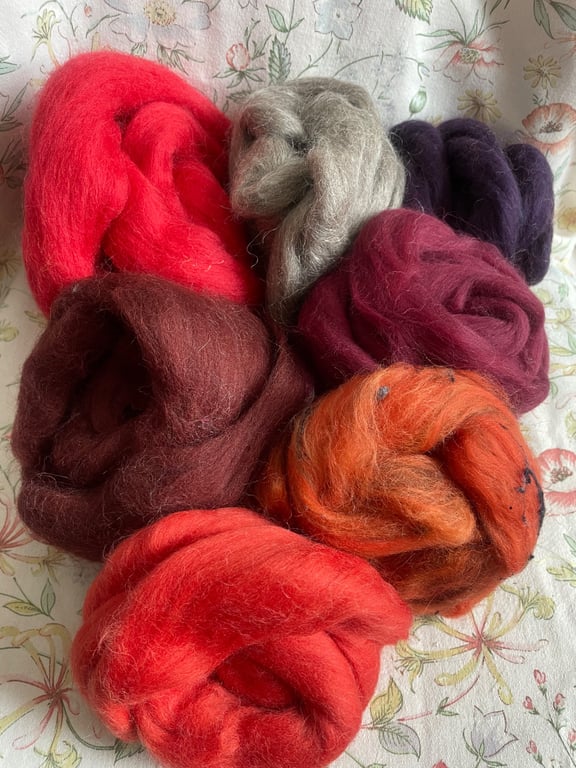 250g Mixed Fibre Stash Builder