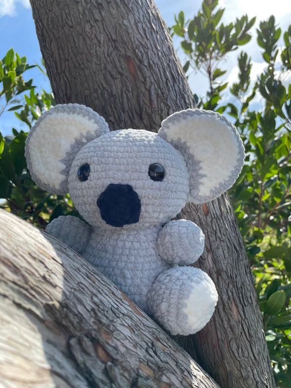 Handmade Crochet Grey Plushie Koala: Soft Chenille Yarn