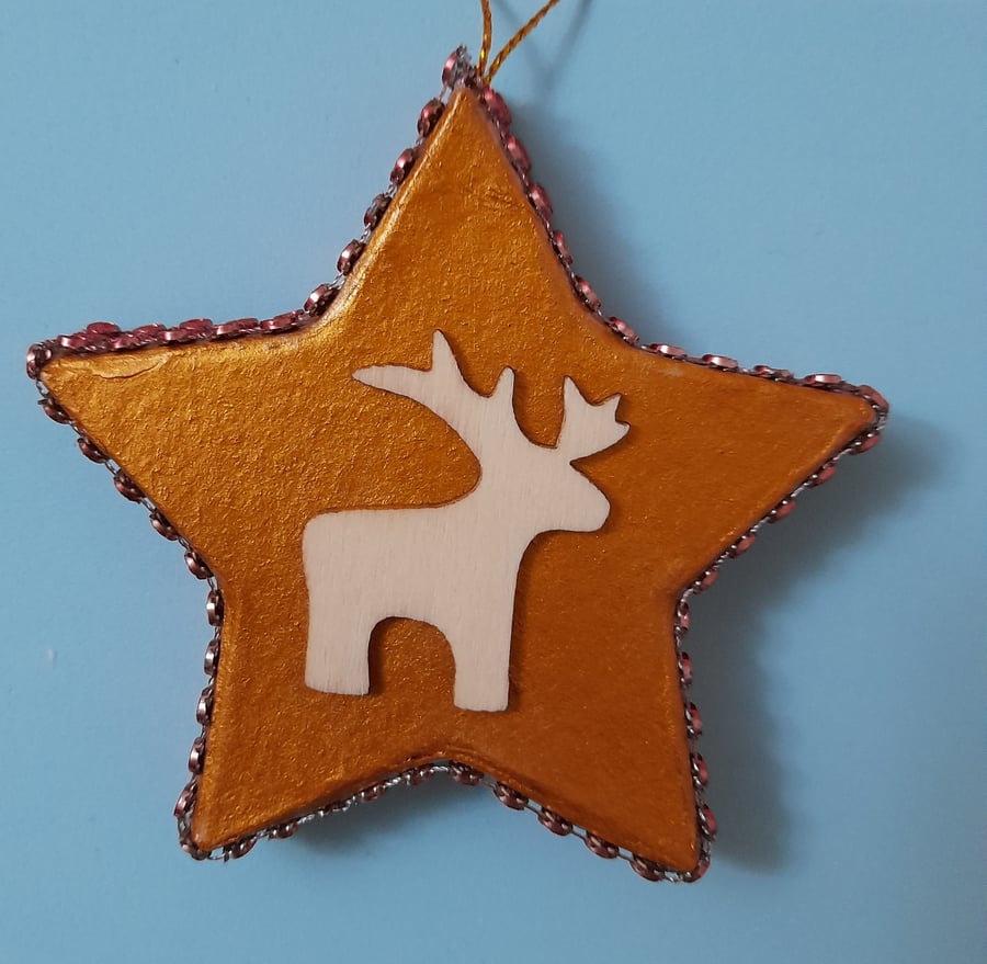 Bauble -  star with reindeer 