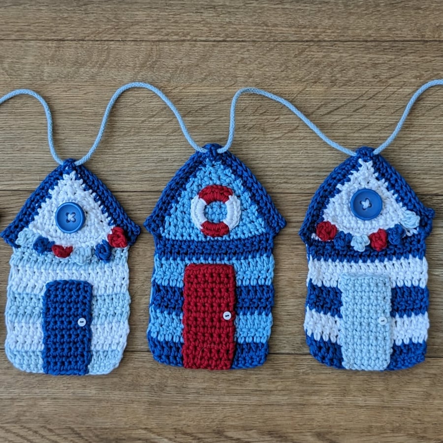 Beach huts crochet bunting, Seaside bunting, Beside the Sea decor