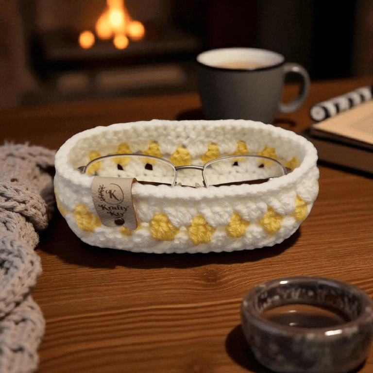 Glasses or trinket basket, hand crocheted 