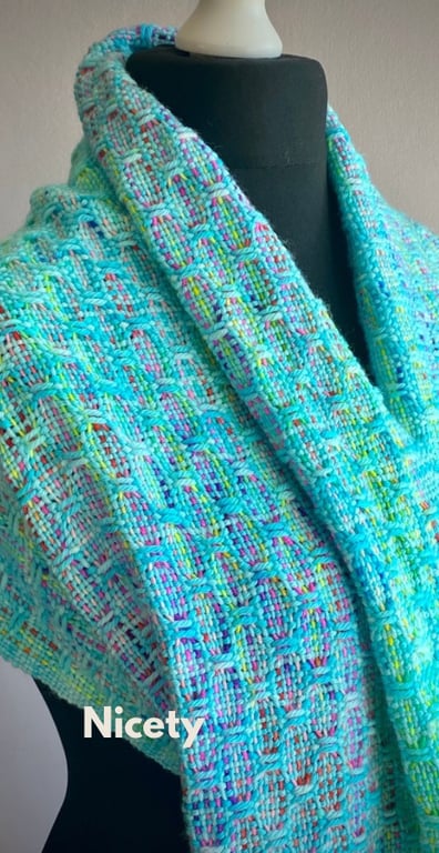 Nicety, an elegant wrap.
