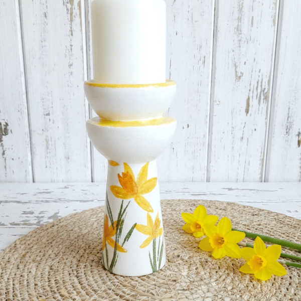 Ceramic Daffodil Pillar Candle 
