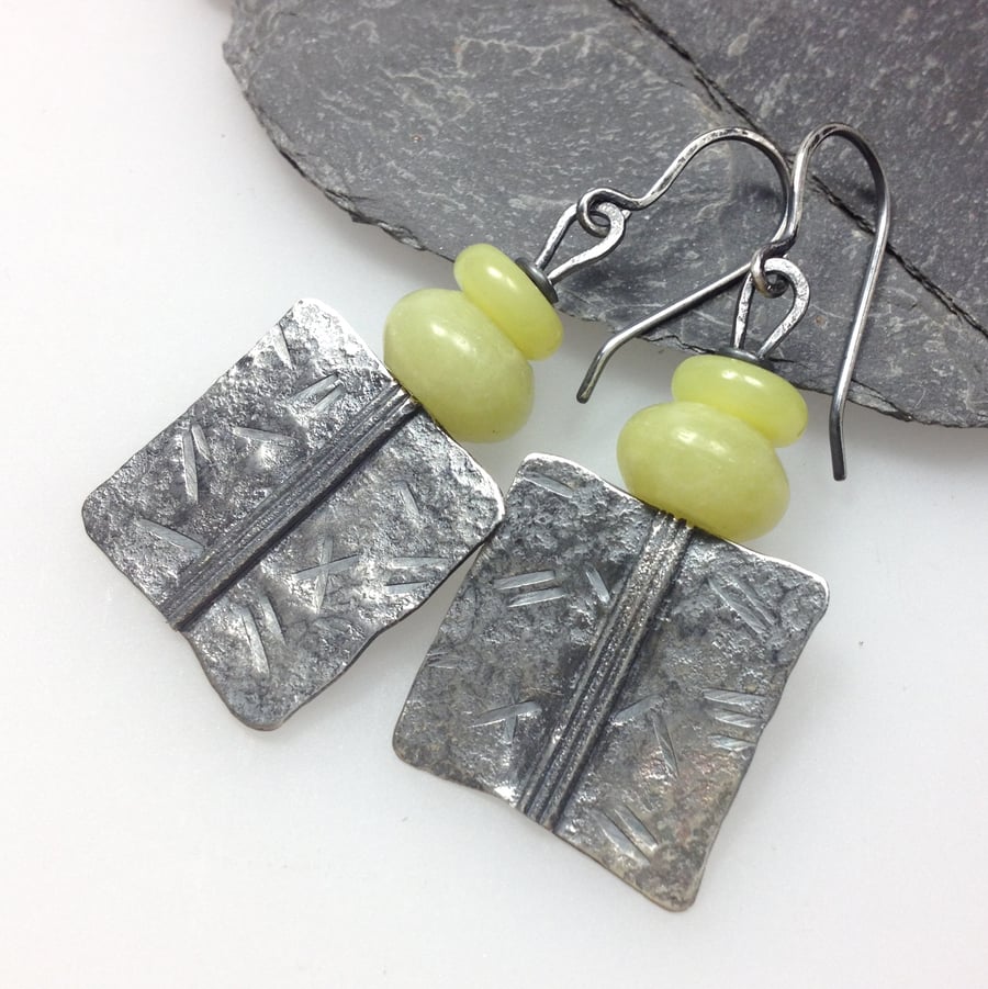 Silver and creamy yellow jade Core earrings