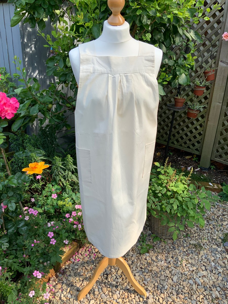 Crossback Apron