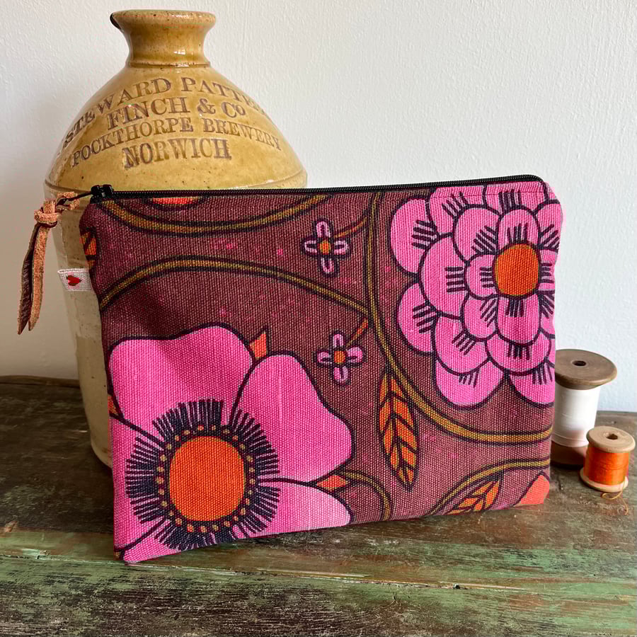 Reclaimed retro linen and denim zip pouch