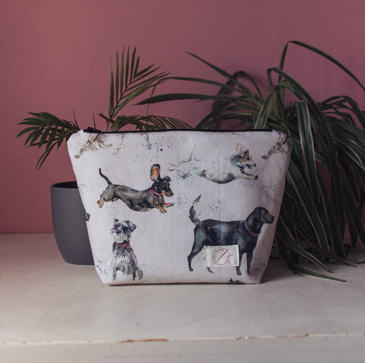 Dashing Dogs: The Dog Purse Collection