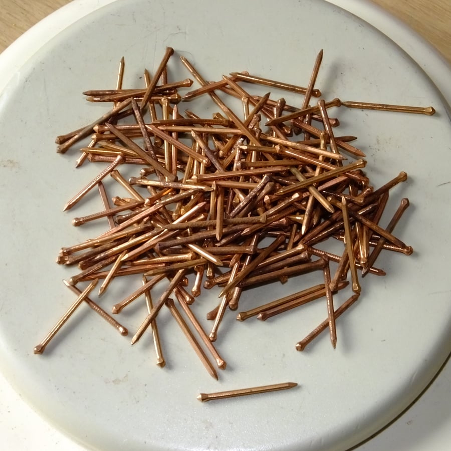 150 Copper panel pins 20 to 25mm long for crafting or DIY projects approx 50g