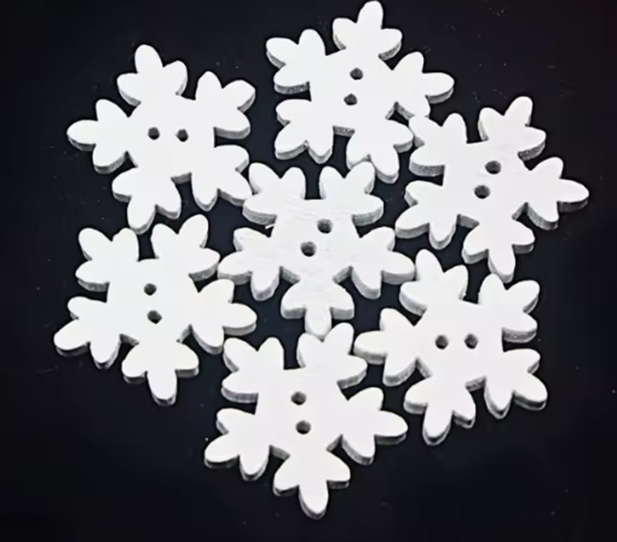 White snowflake buttons, Christmas Winter white wooden buttons, Crafts, x 10