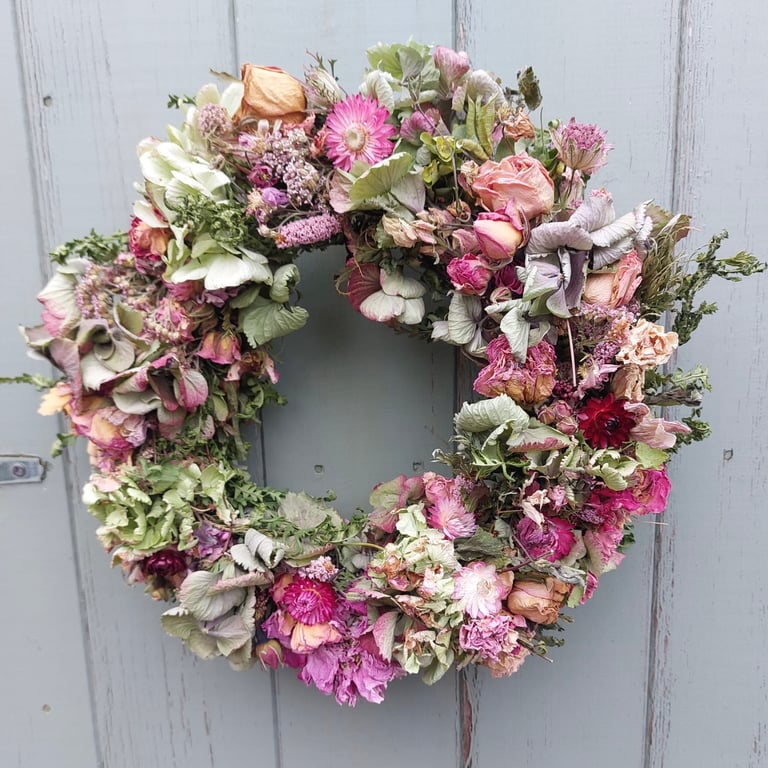 Dried Flower Wreath. 29cm Diameter. Handmade. Shades of Pink and Green.