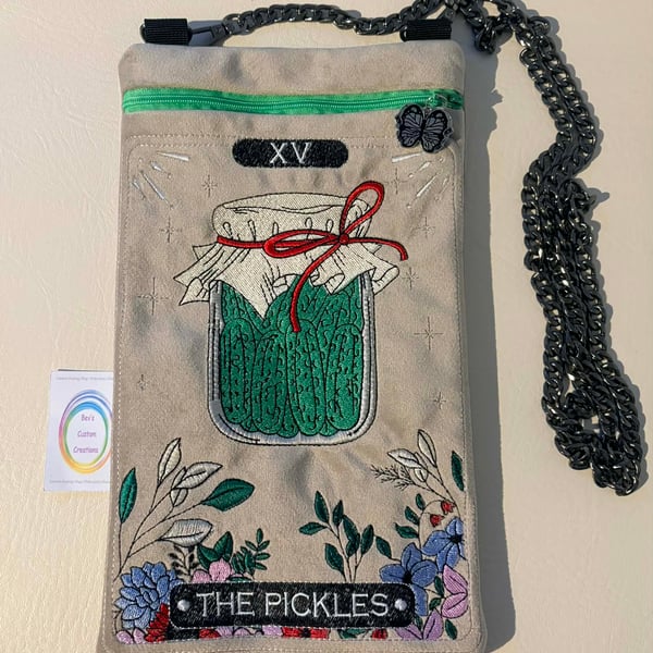 Embroidered Tarot inspired - The Pickles - Velour 