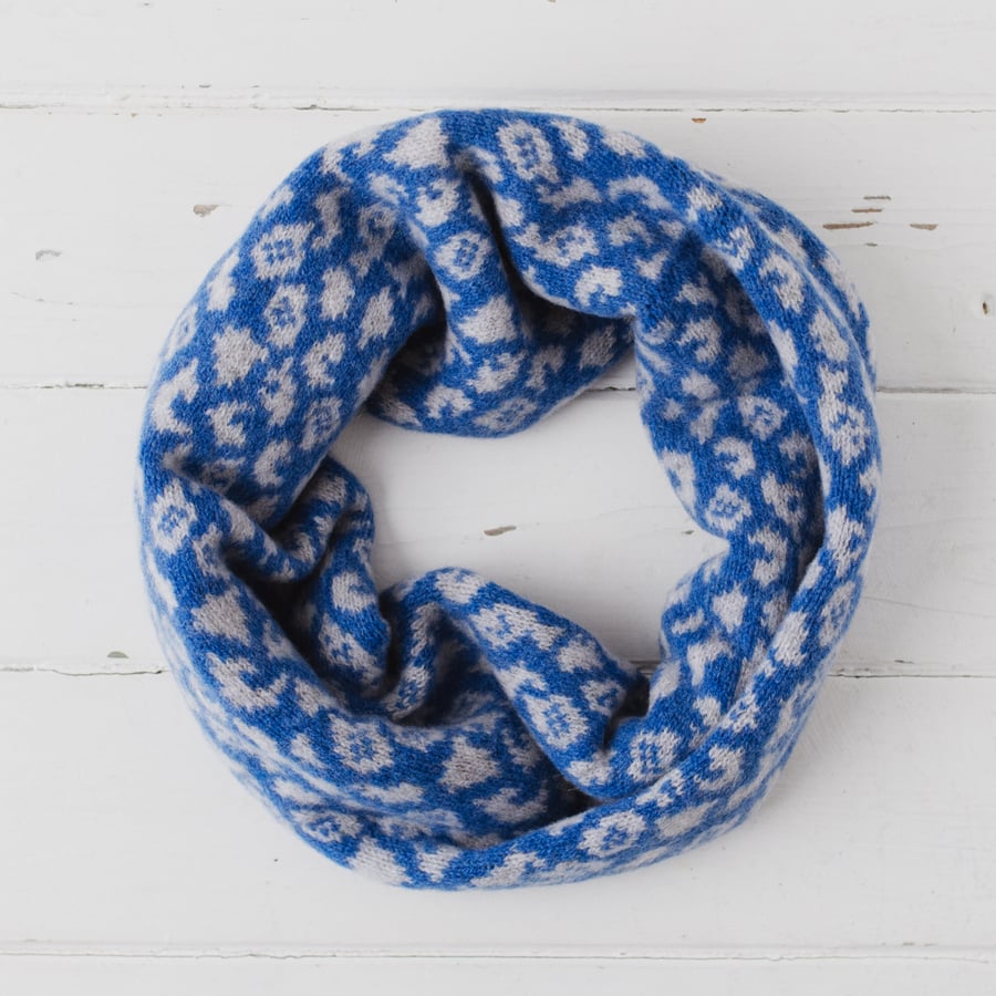 Summer Seconds Leopard snood cowl - river blue and pearl grey
