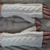  Fingerless wrist warmers