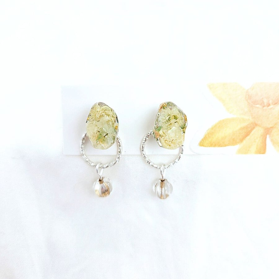 Dried flowers two way wear earrings Floral resin earrings