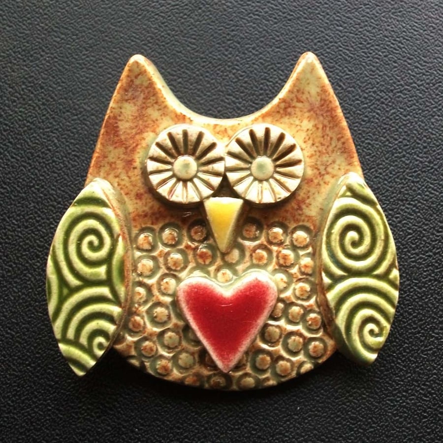 Cute little ceramic owl brooch green wings