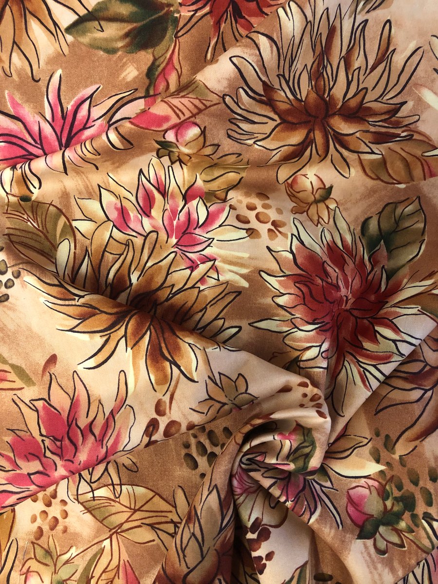 Large Floral Brown & Pink 100% Cotton Fabric - Fat Quarter