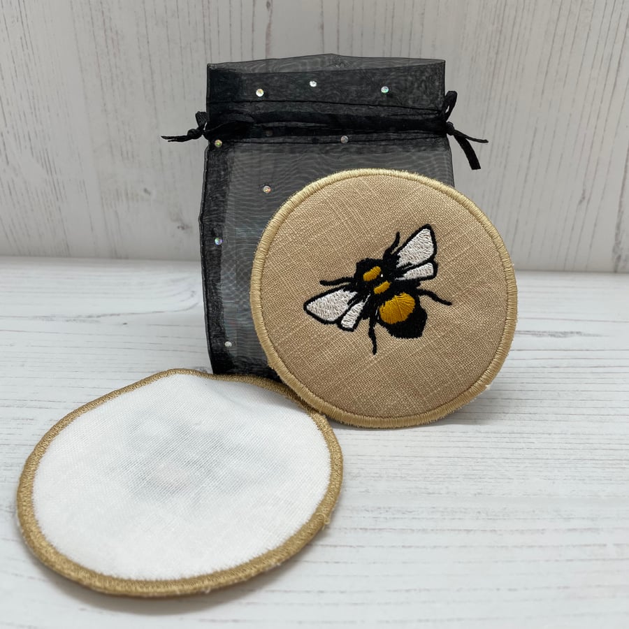 Linen and Bee Set of Face Pads PB3