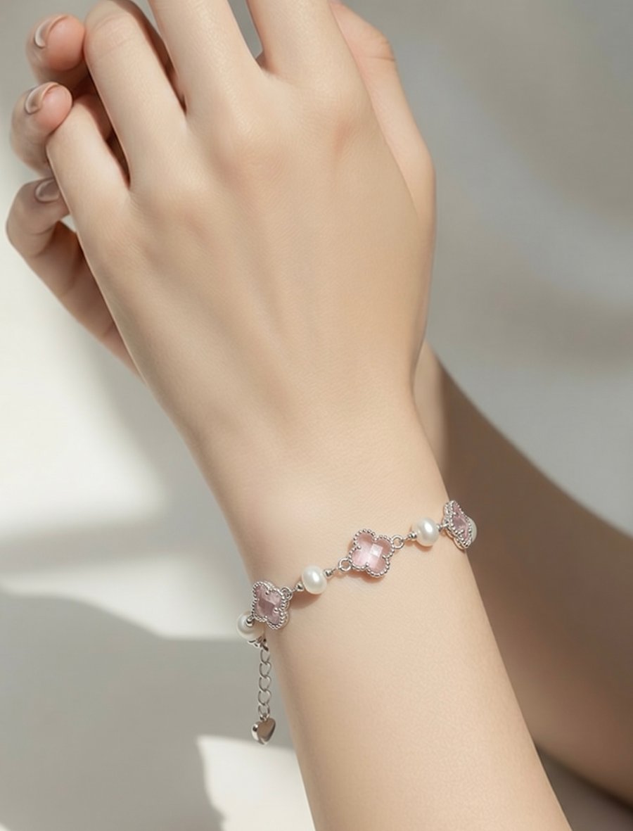 Lucky Four Leaf Clover and Pearl Bracelet White Gold Plated