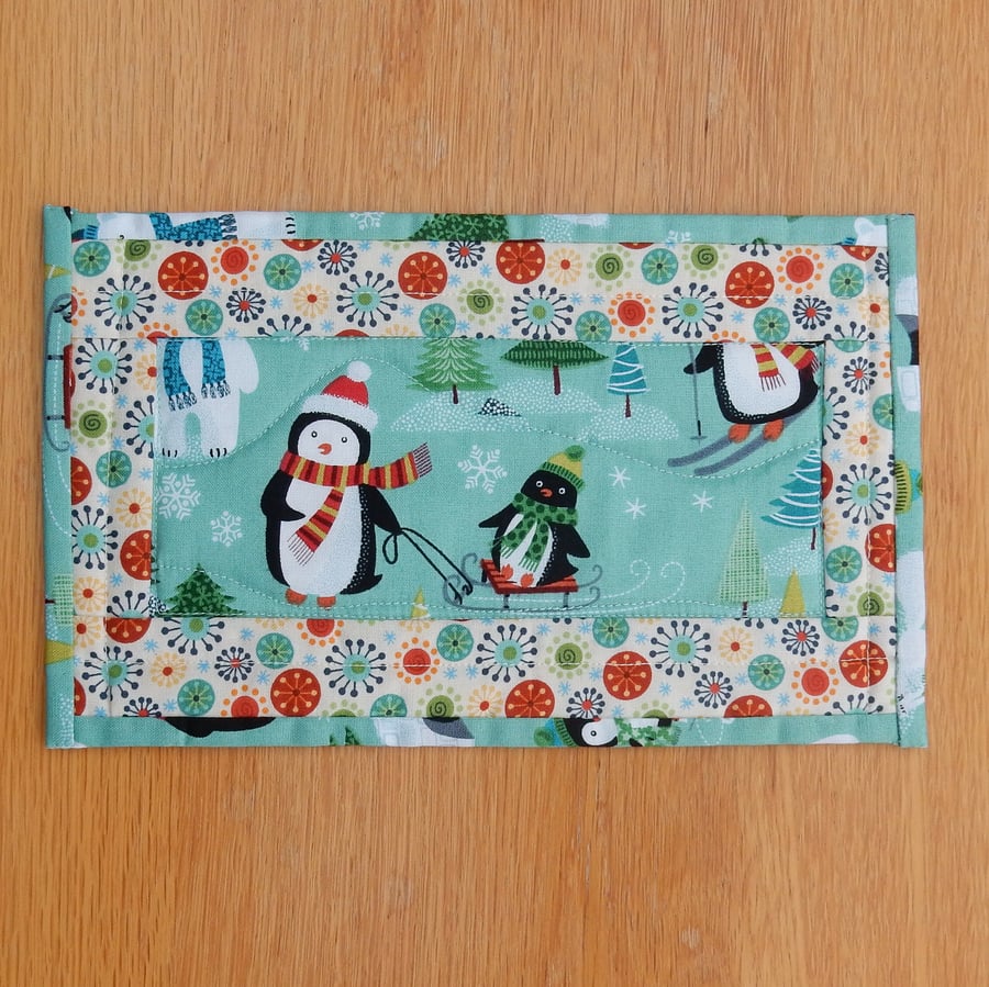 Mug rug Christmas penguins