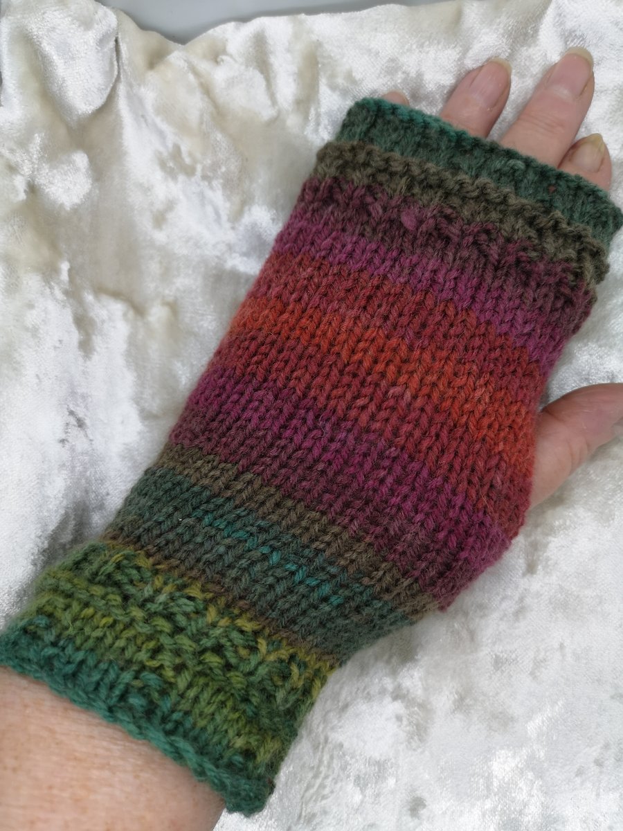 Autumn shades, Fingerless gloves, mittens, vegan yarn hand made to keep you warm