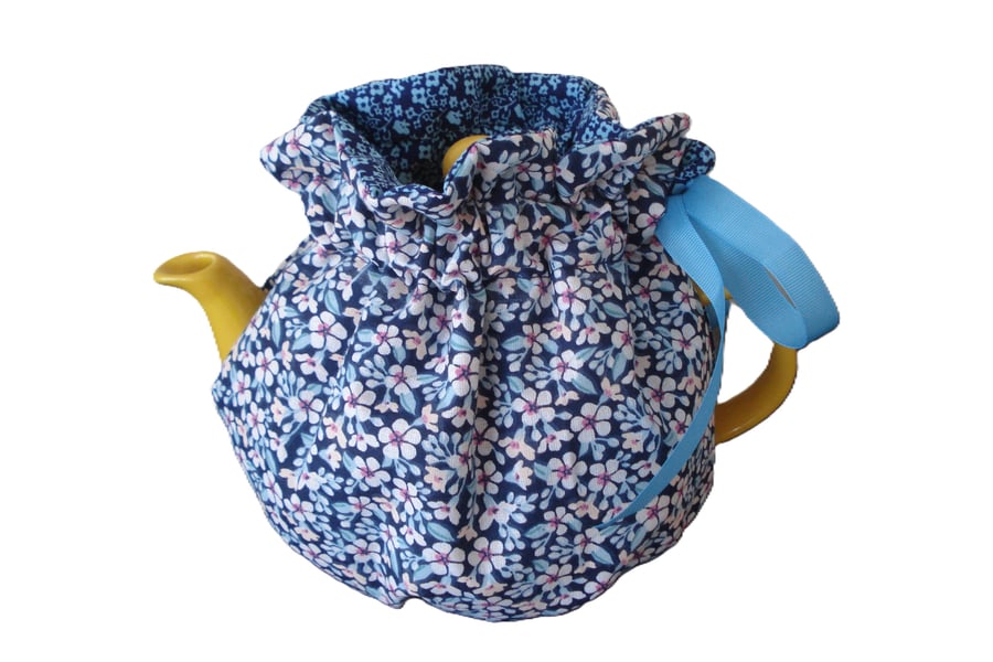Tea Cosy Reversible Navy With Flowers And Blue With White And Pink Flowers (A62)