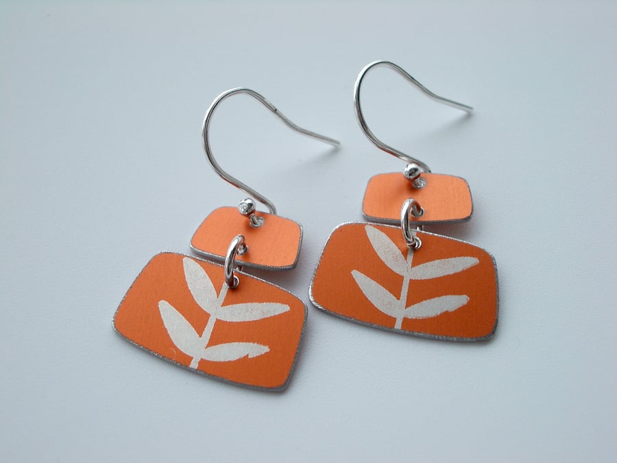 Mid century style rectangle earrings in orange with leaves