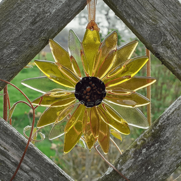 Fused Glass Sunflower  Suncatcher Decoration Keepsake, 9cm