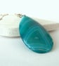 Turquoise coloured banded agate pendant necklace - Image 4